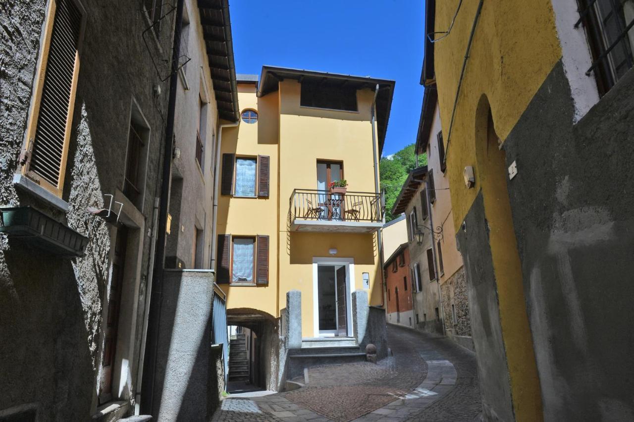Casa Carma Villa Porto Ceresio Exterior photo